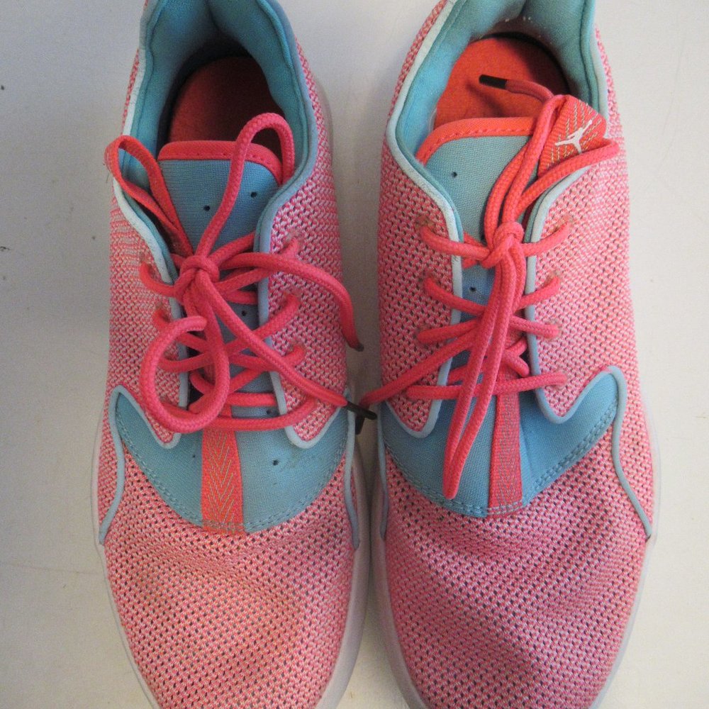 Girls 6Y Used Air Jordan Sneakers